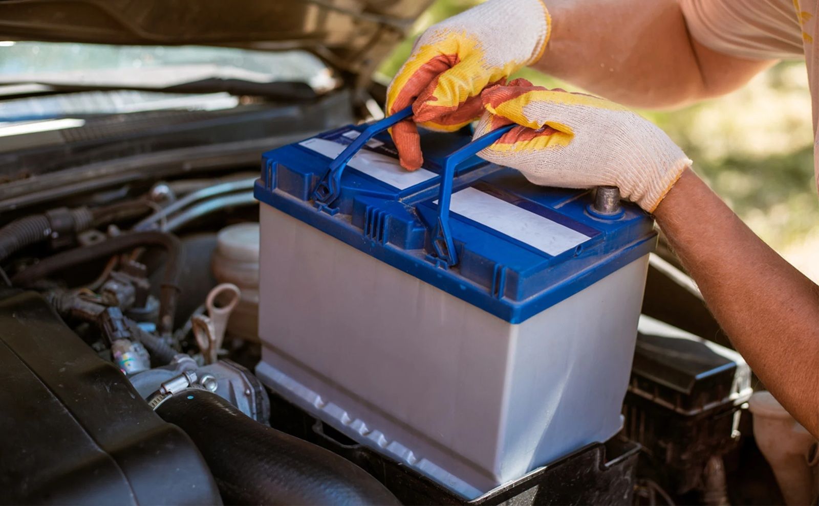 3 thói quen đơn giản giúp ắc quy ô tô bền hơn