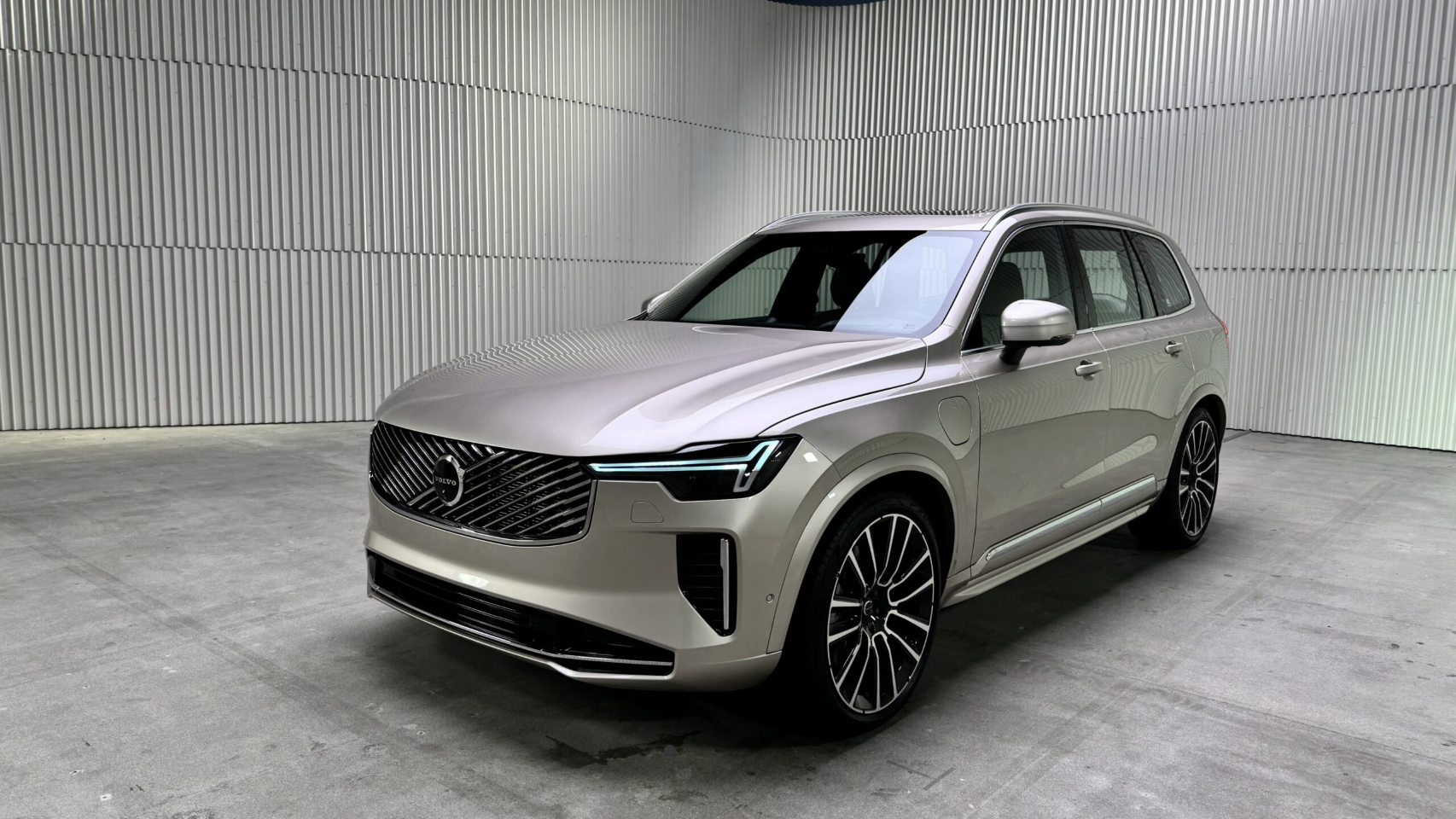 Loạt ô tô lên lịch ra mắt tại Việt Nam