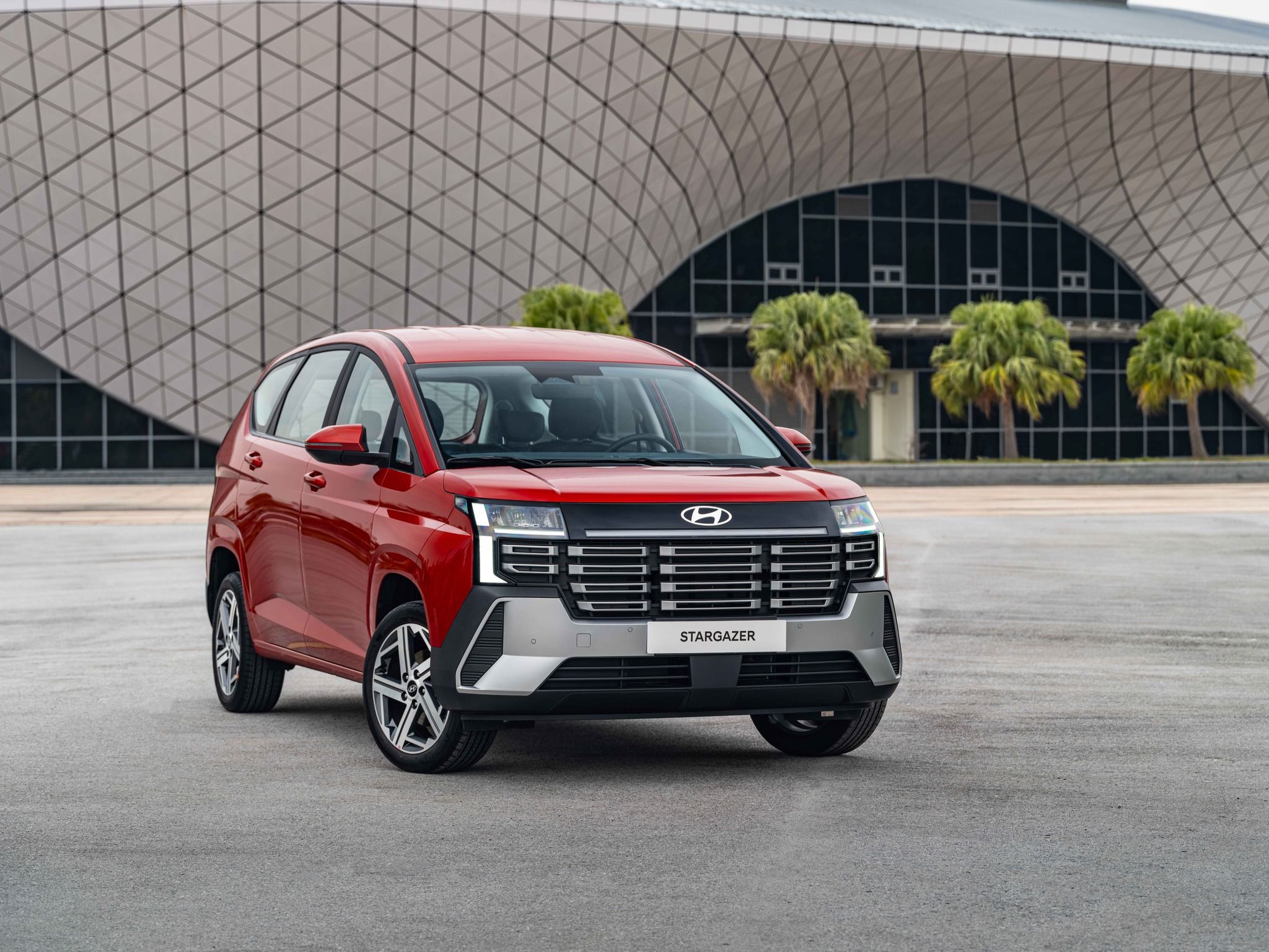 So sánh Hyundai Stargazer 2026 và Mitsubishi Xpander: Lựa chọn nào tốt hơn?