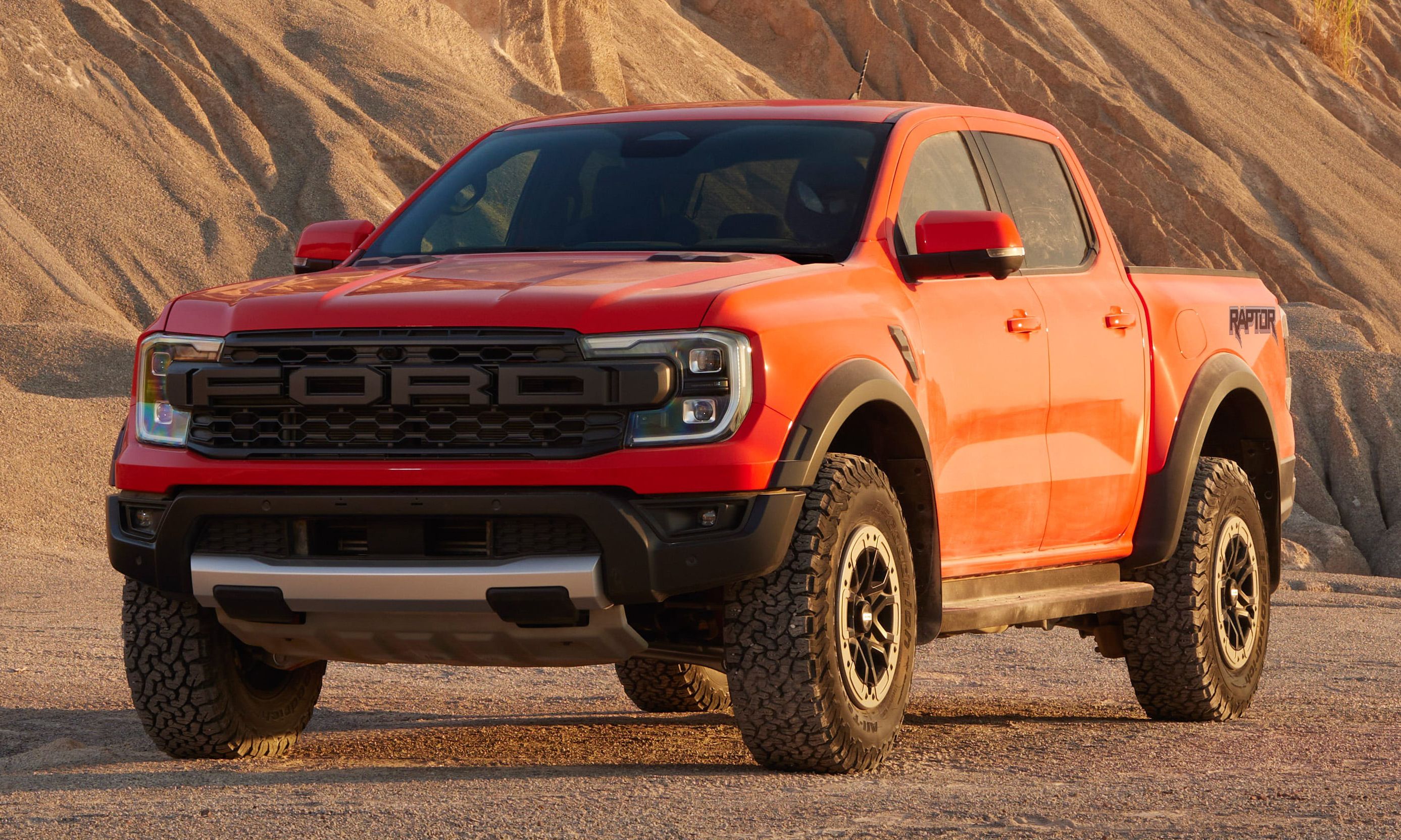 Ford Ranger Raptor máy xăng V6 sắp bán tại Việt Nam