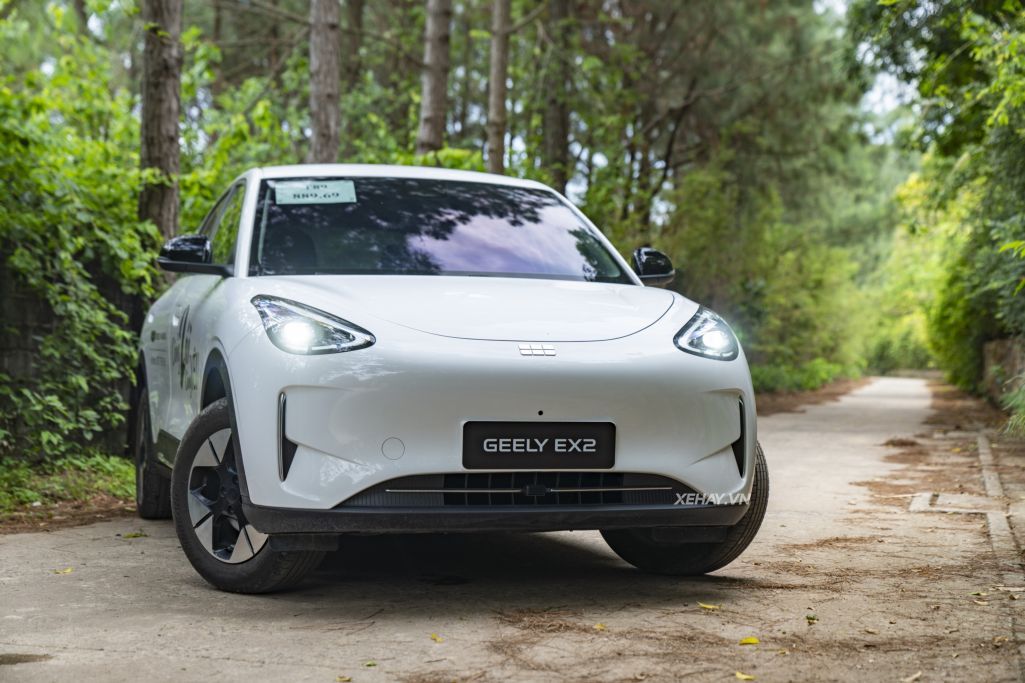 Đánh Giá Xe Geely EX2: Tôi hiểu vì sao mẫu SUV điện này nhanh chóng có 1.200 đơn đặt hàng