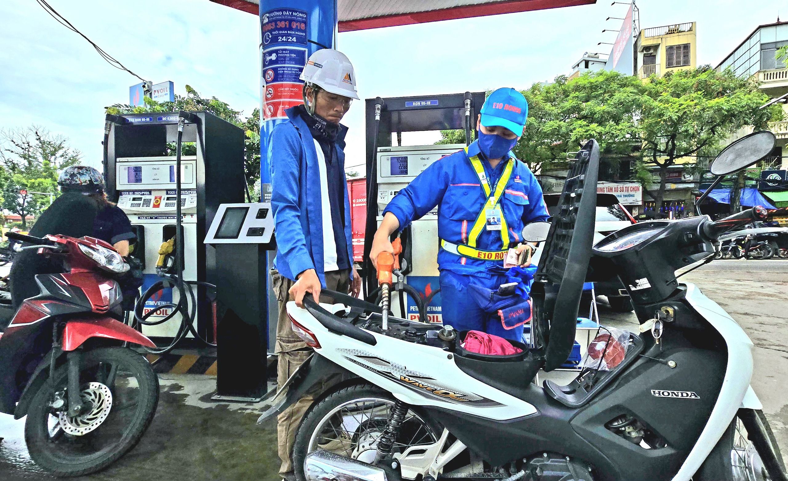 Xăng E10 - Sự thật từ phòng thí nghiệm