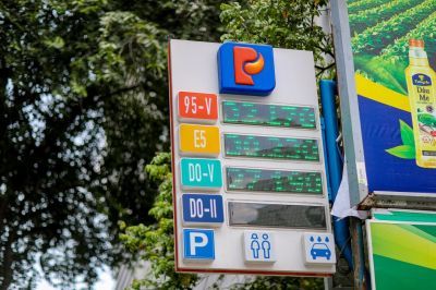 Bên cạnh xăng E10, khách Việt còn có lựa chọn xăng nào khác?