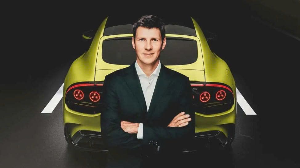 AMG tổ chức cho khách hàng lái thử siêu xe điện