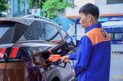 Thị trường xe cũ ra sao khi xăng E10 bán chính thức