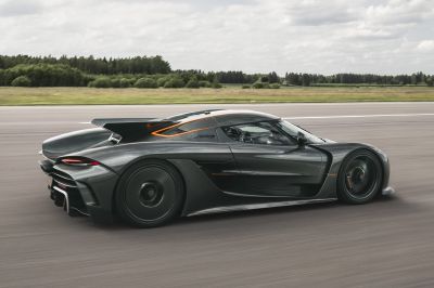 Top 10 siêu xe thương mại có tốc độ nhanh nhất, có mẫu đạt hơn 530 km/h