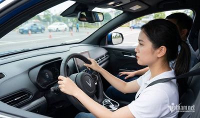 Học lái xe bằng ô tô điện sẽ được cấp loại giấy phép gì?