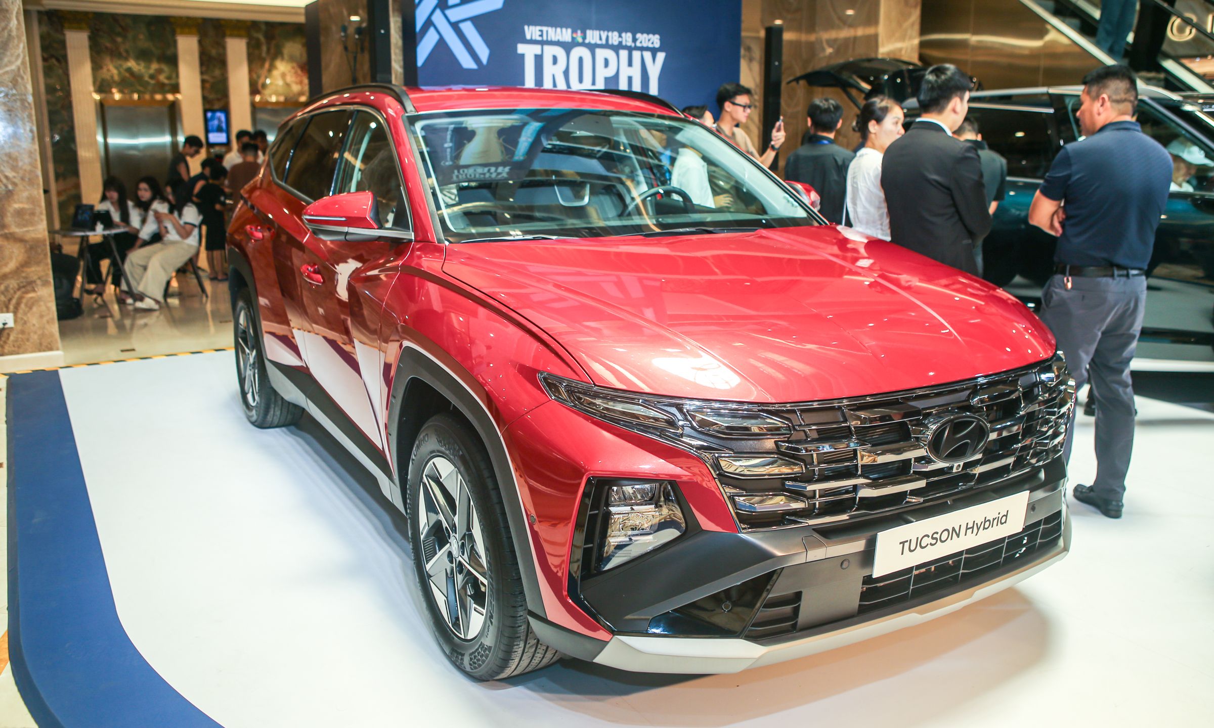 Hyundai Tucson Hybrid sắp ra mắt Việt Nam, giá từ dưới 999 triệu đồng