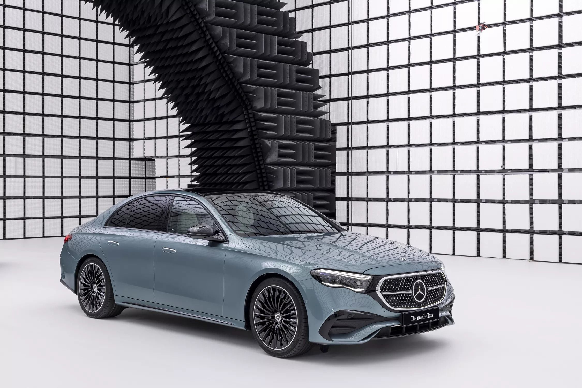 Mercedes-Benz có nguy cơ bị cấm bán tại Mỹ
