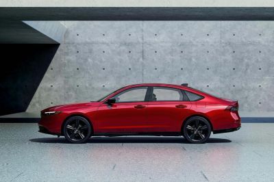 Xe hybrid của Honda đắt hàng khi giá xăng tăng