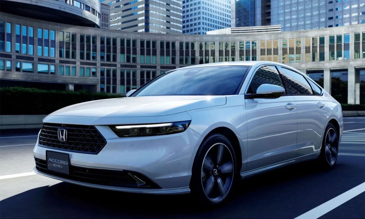 Honda ra mắt Accord 2027, giá cao nhất gần 40.000 USD