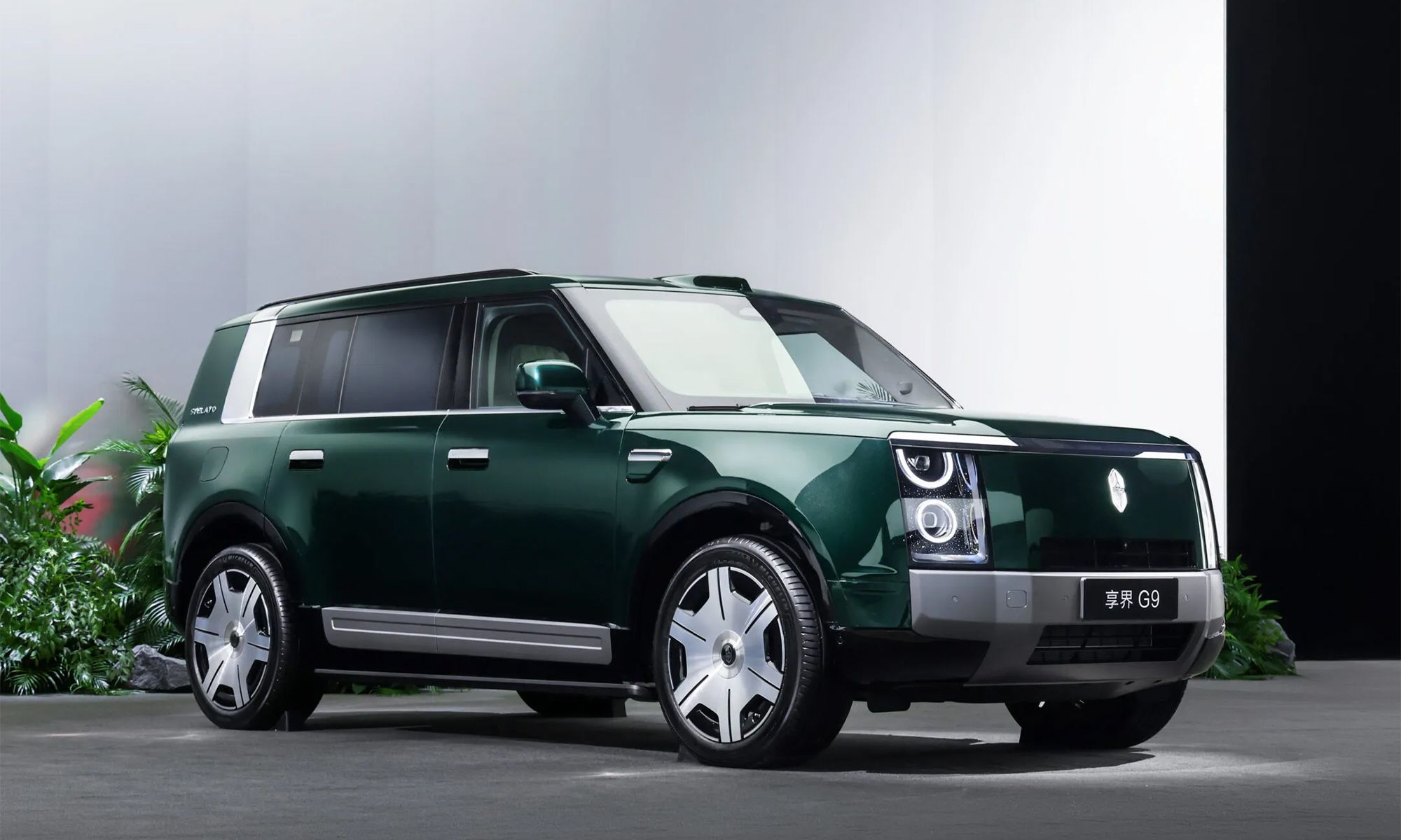 Stelato G9 - SUV địa hình đầu tiên của Huawei