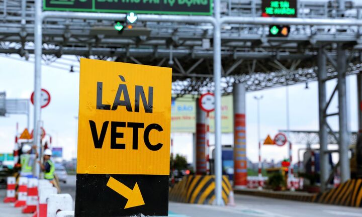 Chủ xe ít đi cao tốc có phải trả phí quản lý tài khoản giao thông quanh năm? 