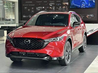 Loạt xe gầm cao cỡ C đang được giảm giá 'kịch sàn', nhiều bản rẻ hơn cả xe cỡ B