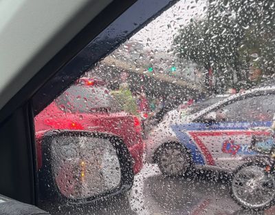 Chống đọng nước gương chiếu hậu ô tô chỉ với 7 cách đơn giản sau