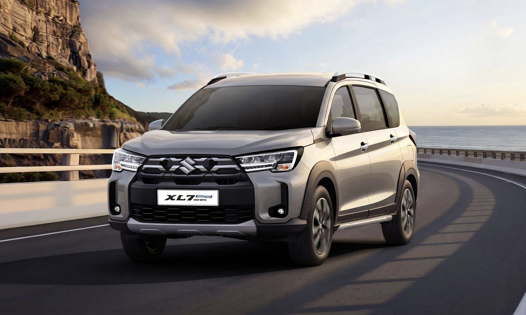 Suzuki XL7 hybrid bản nâng cấp sắp ra mắt khách Việt