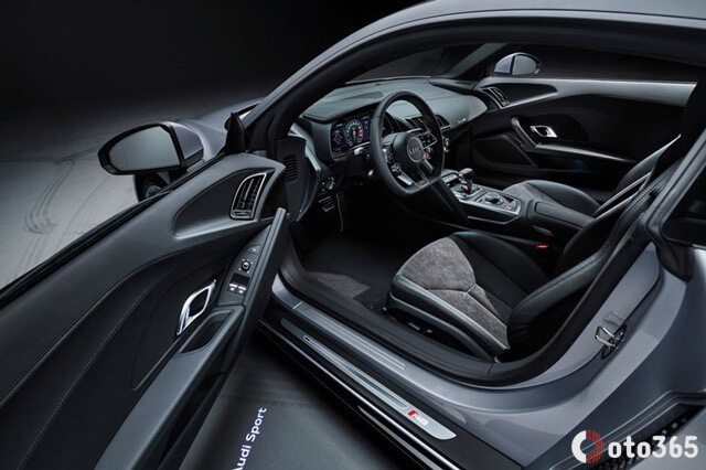 tổng thể nội thất xe Audi-R8