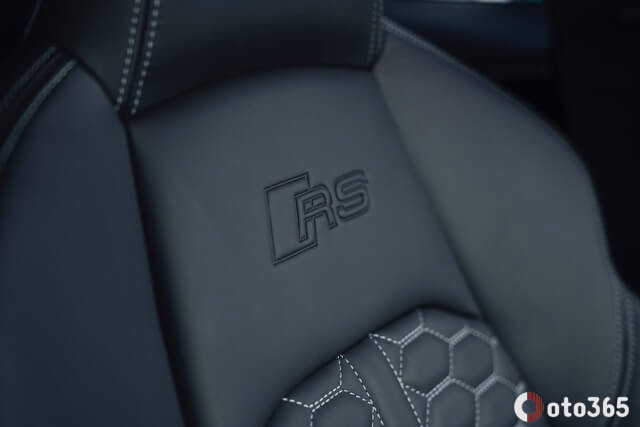 ghế bọc da xe Audi RS4 2024