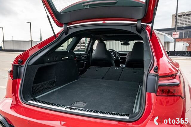khoang hành lý khi gập hàng ghế 3 Audi RS6 Avant