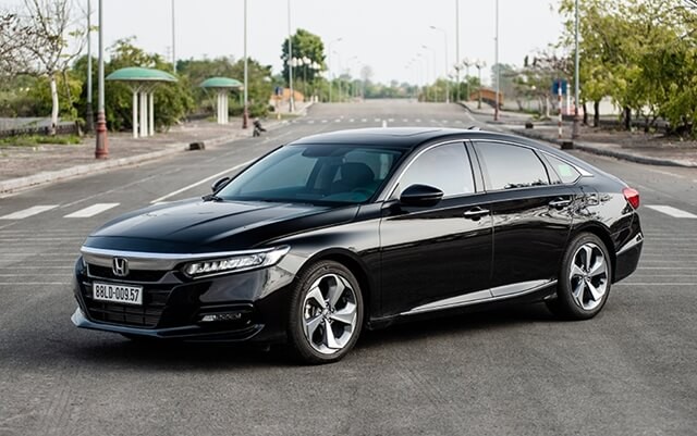 Honda-Accord-ngoai-that
