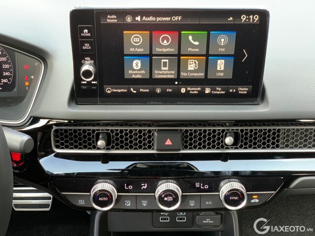 tien-nghi-xe-honda-civic-2023