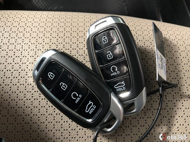 Chìa khóa xe Hyundai Accent 2024