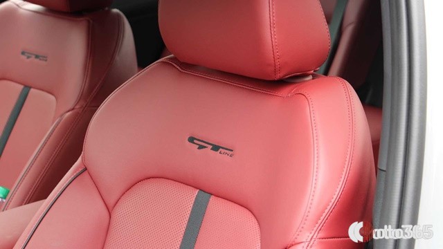 Ghế ngồi bọc da xe Kia K5 2026