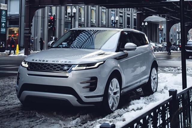 range-rover-evoque-2024-co-gi-moi