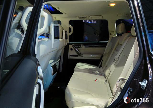 Hàng ghế hành khách Lexus GX 2023