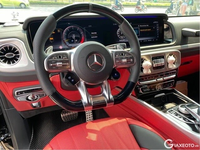 mercedes-amg-g63-noi-that-do-den