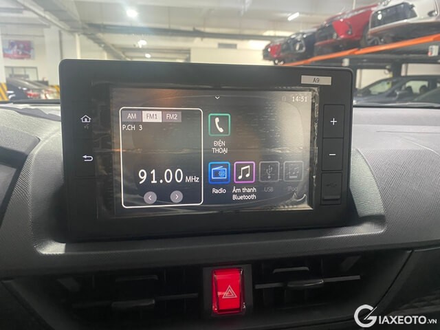 man-hinh-giai-tri-xe-toyota-avanza-premio